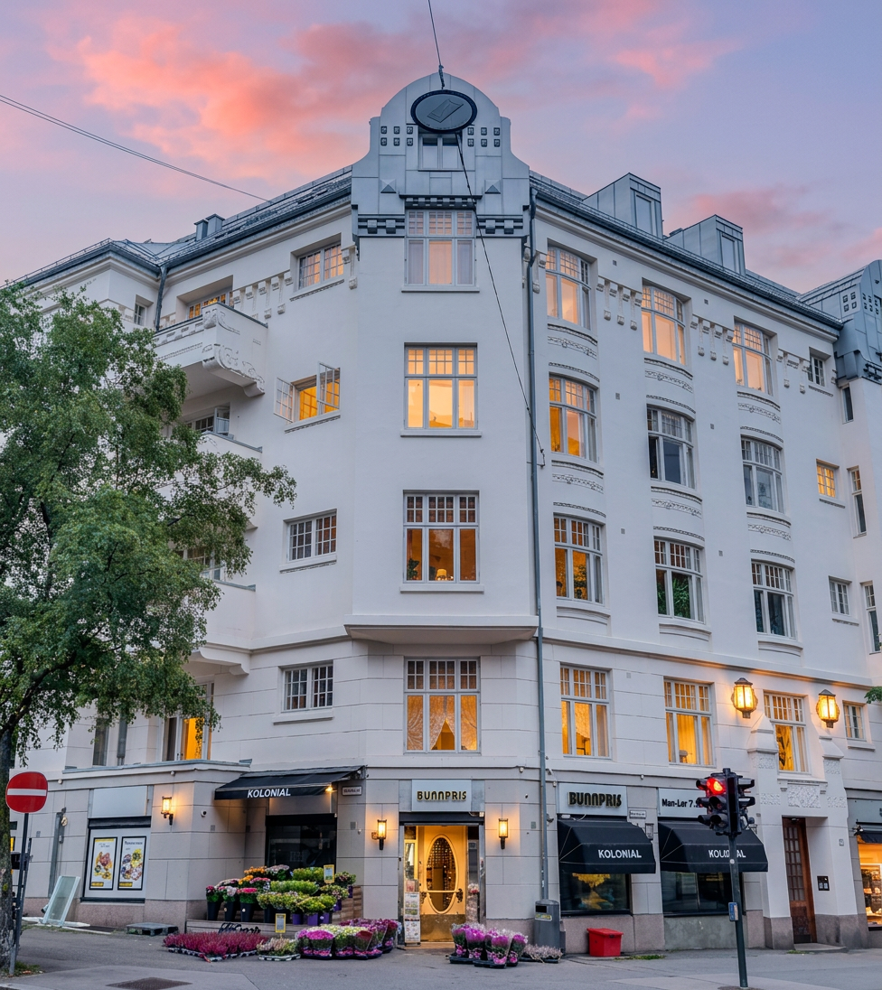 VisuGenie day-to-dusk result for the same apartment-building photo.